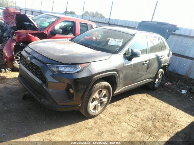 2021 TOYOTA RAV4 XLE VIN: 2T3W1RFV4MC111023