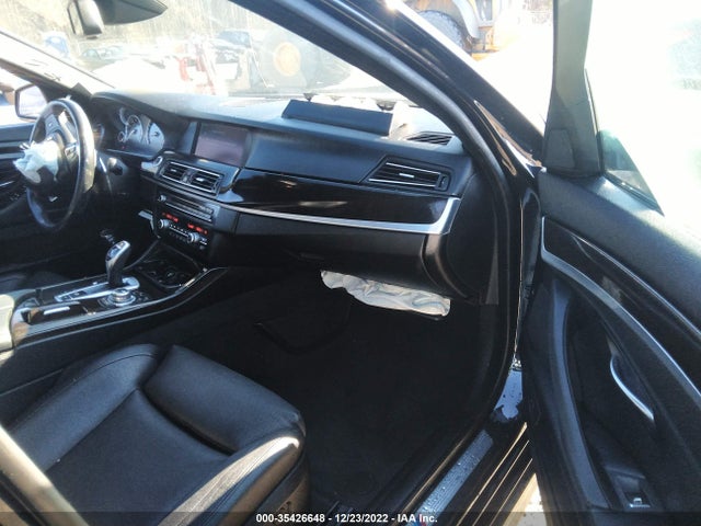 BMW 5 Series 2012 WBAFR9C55CDX79000 Image 5