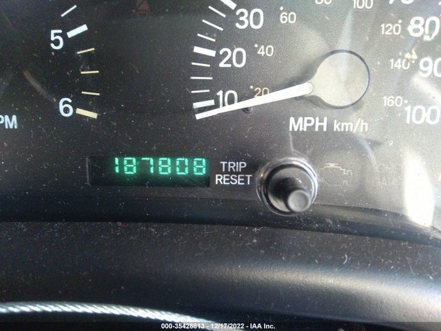 2000 JEEP CHEROKEE VIN: 1J4FF48S7YL115544