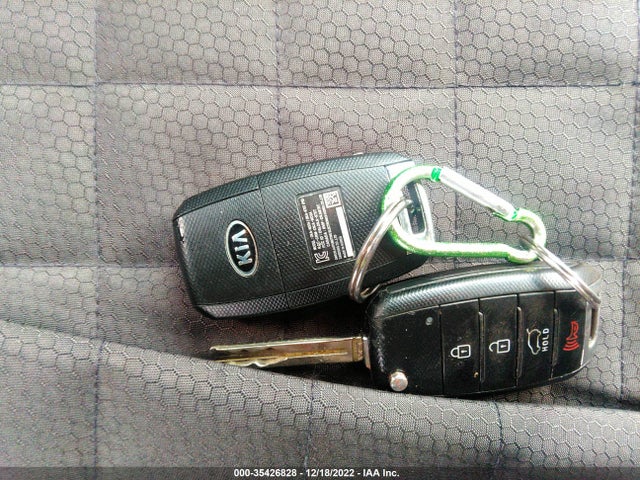 KIA Soul Base 2016 KNDJN2A29G7307850 Image 11