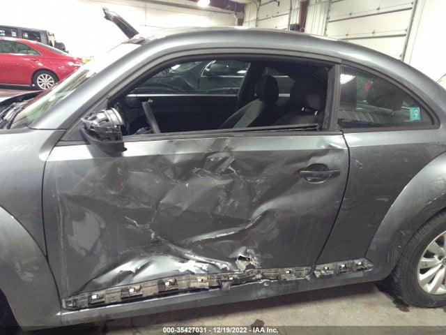 2014 Volkswagen Beetle, VIN: 3VWF17AT4EM643493