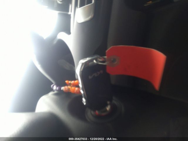 KNDEPCAA5P7384563 KIA Seltos Lx