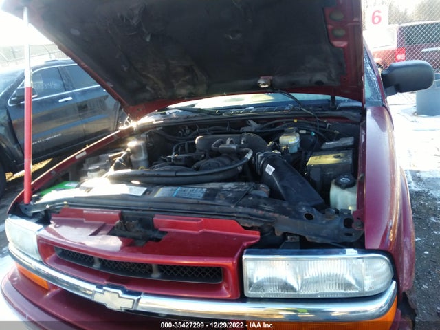 2002 CHEVROLET BLAZER LS VIN: 1GNCT18W82K163903