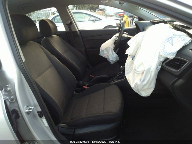 Hyundai ACCENT SE 2019 3KPC24A37KE073531 Image 5