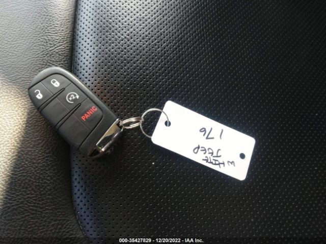 3C4NJDCB8KT666682 Jeep Compass Limited