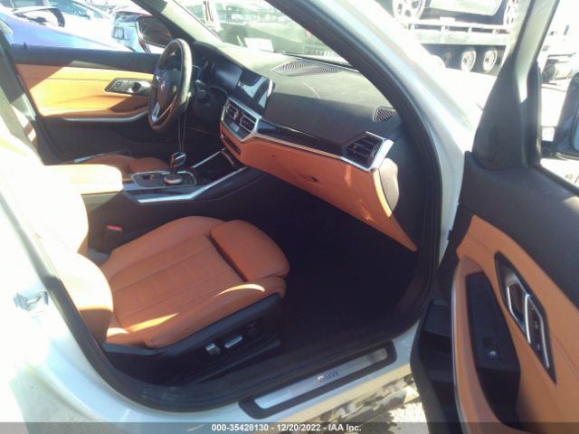 3MW5R1J06M8B49831 BMW 330I