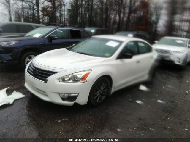 Nissan Altima 2.5 S 2015 1N4AL3AP7FC217602 Image 2