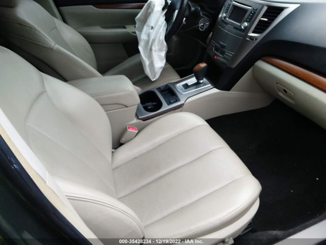 4S4BRCKC1D3288117 Subaru Outback 2.5i Limited