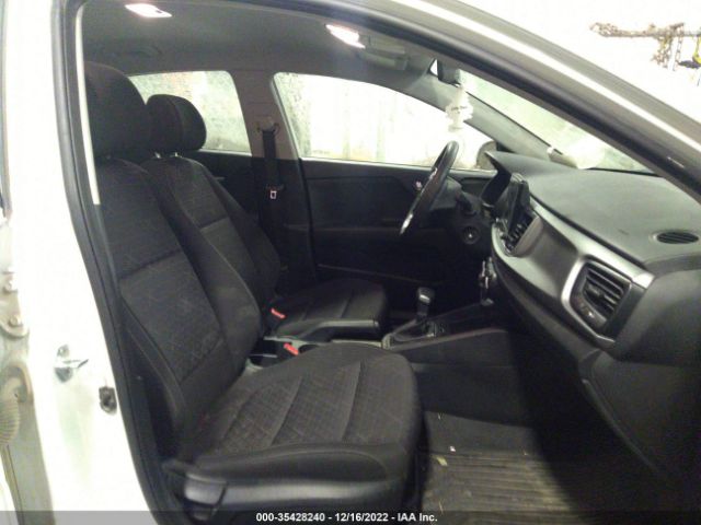 3KPA24AD2ME373271 KIA RIO LX