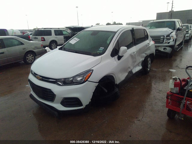 Chevrolet TRAX LS 2017 3GNCJKSB7HL207897 Image 2