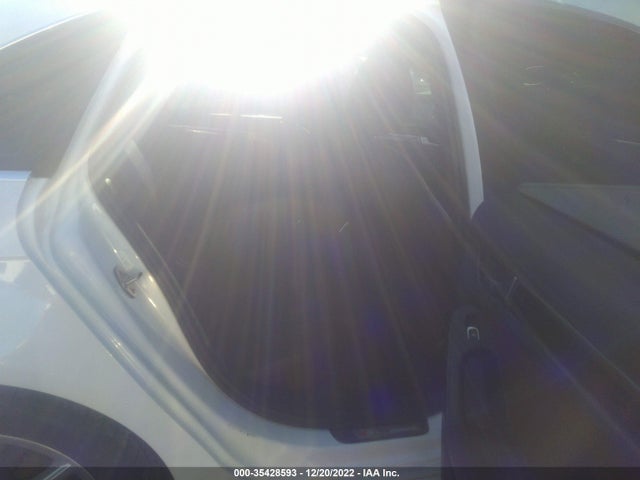 2015 Audi A4, VIN: WAUFFAFL0FN037512