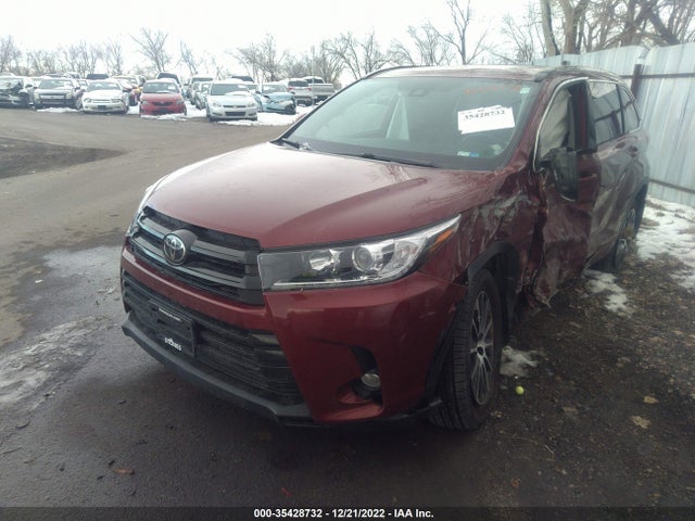 2018 Toyota Highlander, VIN: 5TDJZRFH8JS861677
