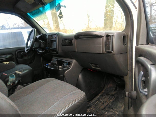 GMC SAVANA CARGO VAN 2001 1GTFG25R311235982 Image 6