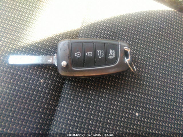 2019 Hyundai Accent, VIN: 3KPC24A35KE045307