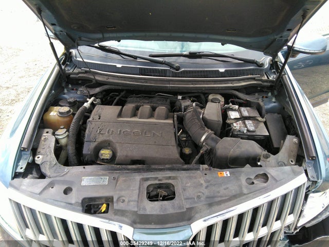 Lincoln MKT 2010 2LMHJ5FR9ABJ17207 Image 10