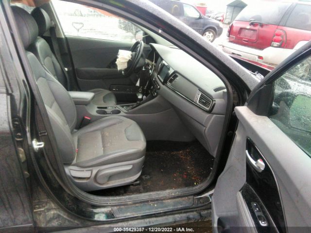 KNDCC3LC6J5129330 KIA NIRO EX