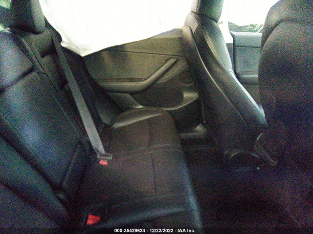 Tesla Model Y Long Range 2022 7SAYGDEE5NF313874 Image 8
