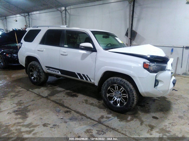 2015 Toyota 4Runner, VIN: JTEBU5JR6F5252432