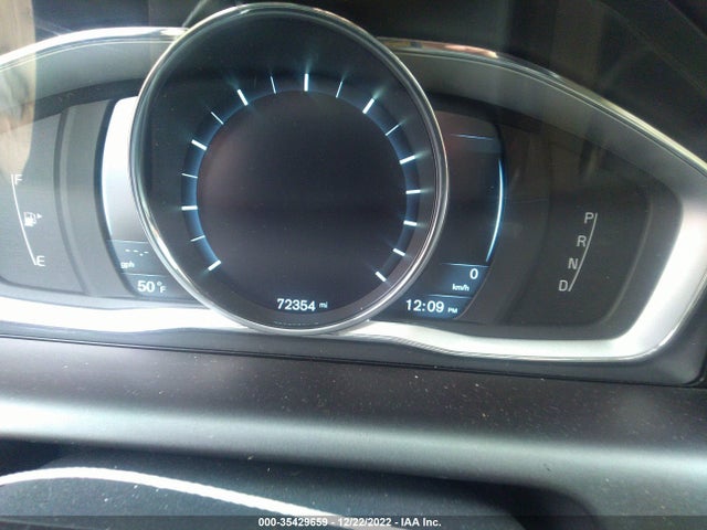 2015 Volvo XC60, VIN: YV4902RC6F2618403