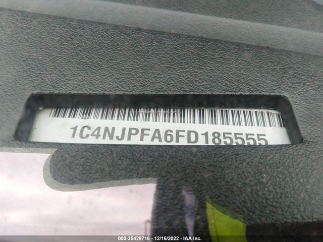 35429716 :رقم المزاد ، 1C4NJPFA6FD185555 vin ، 2015 Jeep Patriot High Altitude Edition مزاد بيع