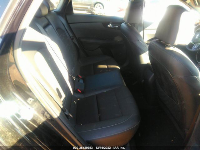 3KPF34AD8ME352198 KIA Forte Gt-line