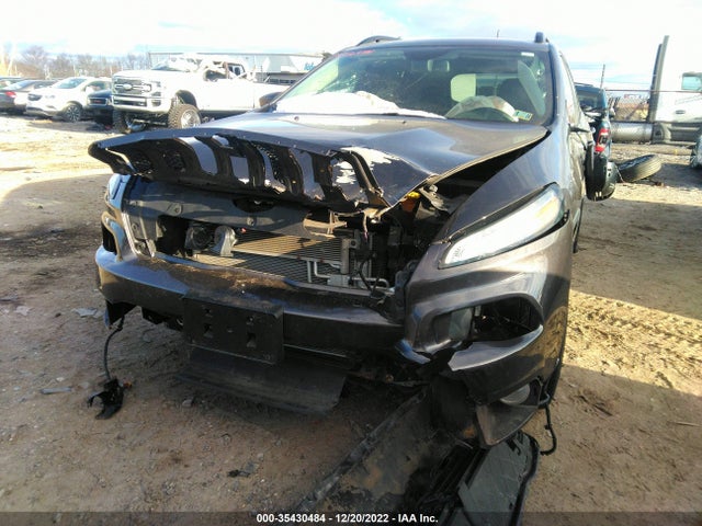 2018 Jeep Cherokee, VIN: 1C4PJMDB9JD514910