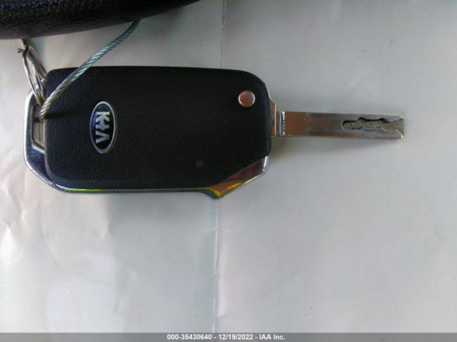 3KPF24AD8ME315753 KIA Forte Lxs