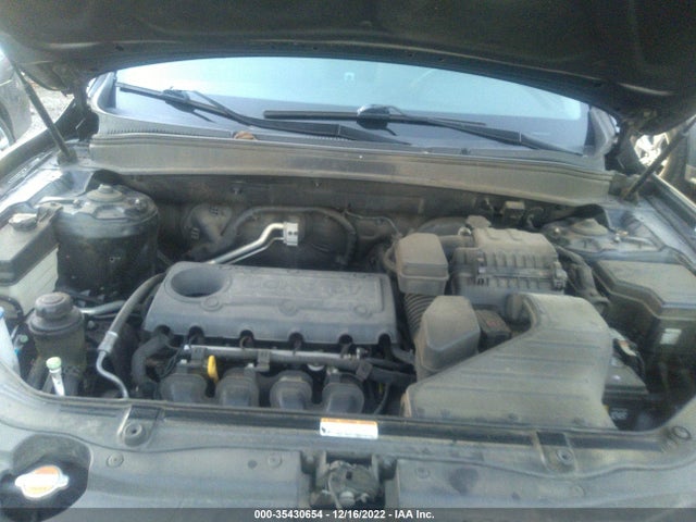 2011 HYUNDAI SANTA FE GLS VIN: 5XYZG3AB3BG016582