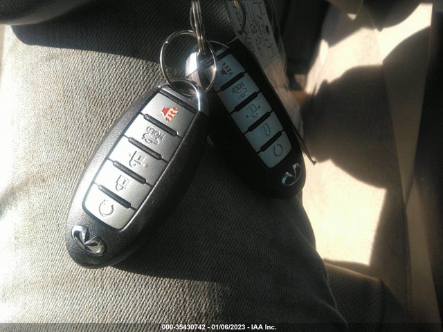 JN1EV7AR4HM833353 Infiniti Q50 3.0t Premium