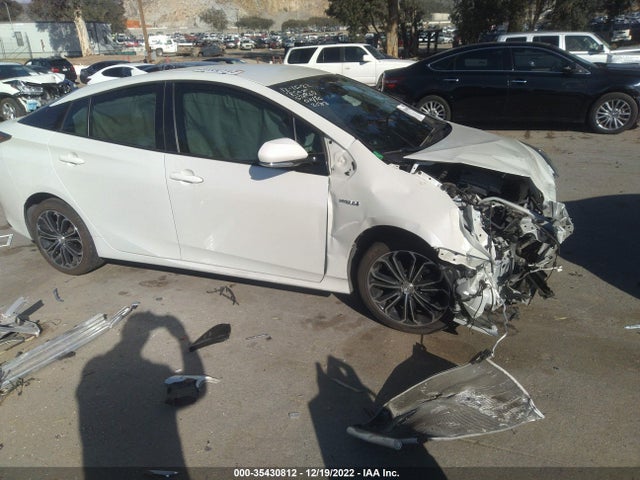 2018 Toyota Prius, VIN: JTDKARFU9J3548583