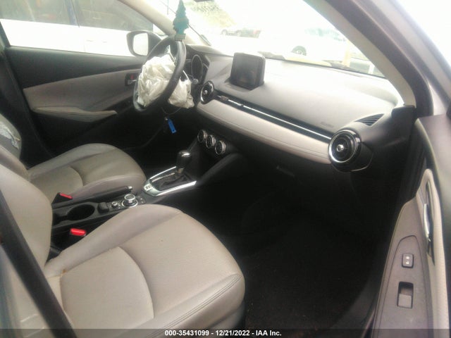 2020 Toyota Yaris, VIN: 3MYDLBYV1LY715823