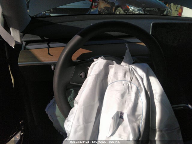 Tesla Model Y Standard Range 2021 5YJYGDEDXMF124382 Image 3