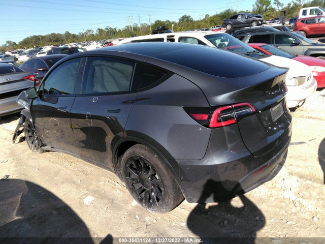 Tesla Model Y Standard Range 2021 5YJYGDEDXMF124382 Image 4