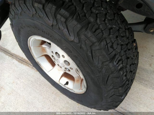 1J4FA59S92P776933 Jeep Wrangler Sahara