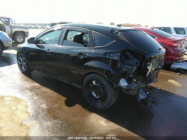 2017 Ford Focus, VIN: 1FADP3L98HL348976