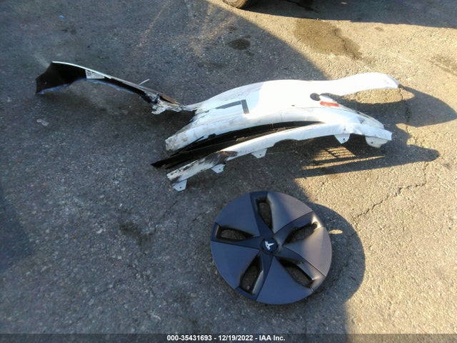 Tesla Model 3 Standard Range 2020 5YJ3E1EA6LF632559 Image 3