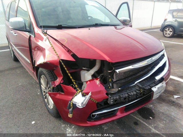 2C4RC1CGXDR818652 Chrysler Town & Country