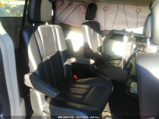 2016 Chrysler Town & Country, VIN: 2C4RC1AGXGR121036