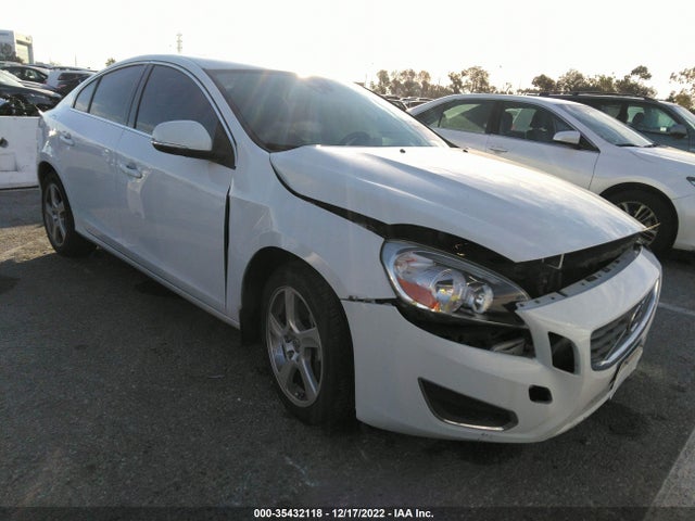 Volvo S60 T5 2012 YV1622FS2C2111029 main image