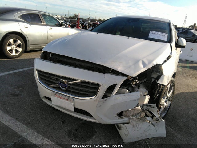 Volvo S60 T5 2012 YV1622FS2C2111029 Image 6