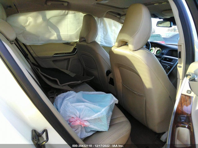 Volvo S60 T5 2012 YV1622FS2C2111029 Image 8
