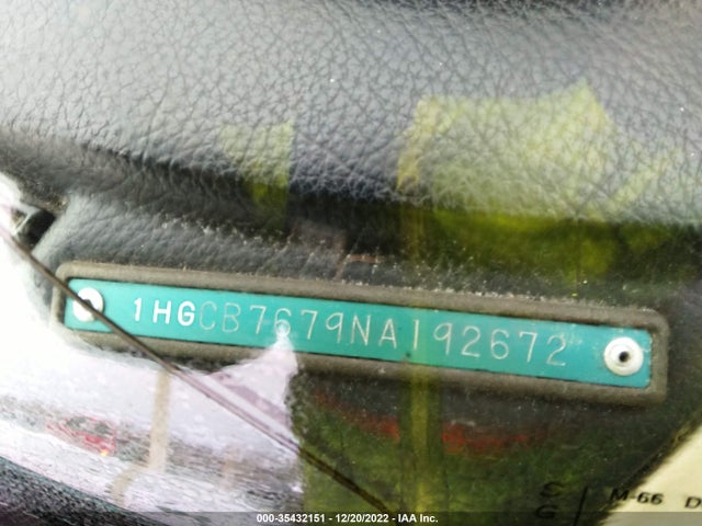 1992 HONDA ACCORD EX VIN: 1HGCB7679NA192672