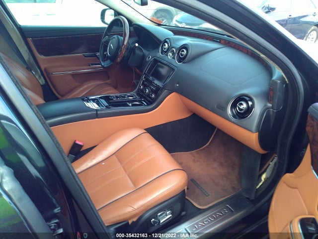 2014 Jaguar XJ, VIN: SAJWJ2GD8E8V61634