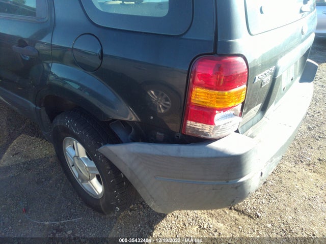 2003 FORD ESCAPE XLS POPULAR VIN: 1FMYU021X3KA06261