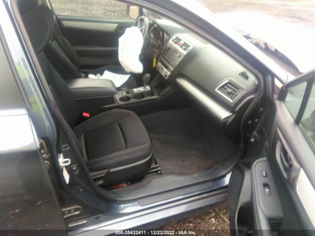 4S3BNAA61F3047211 Subaru Legacy 2.5i
