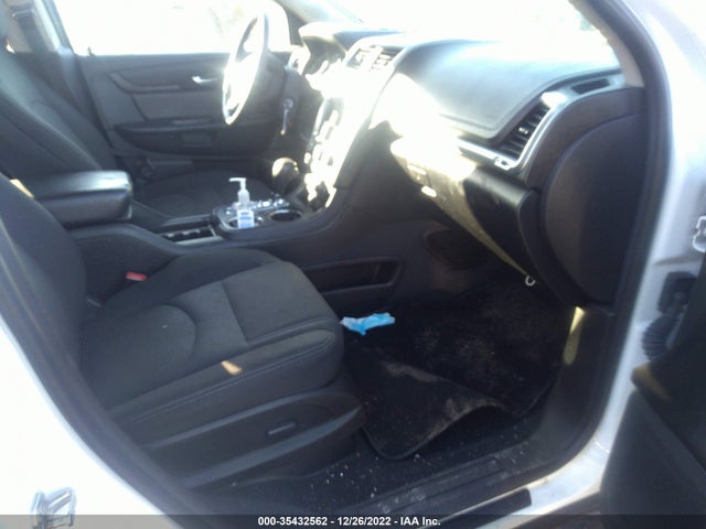 2016 GMC Acadia, VIN: 1GKKVPKD4GJ340330