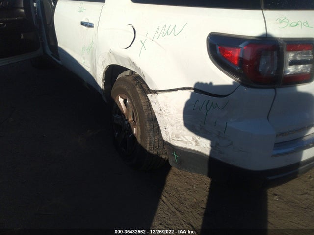 2016 GMC Acadia, VIN: 1GKKVPKD4GJ340330