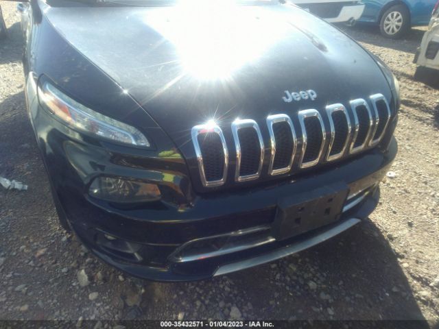 1C4PJLJS0GW303008 Jeep Cherokee Overland