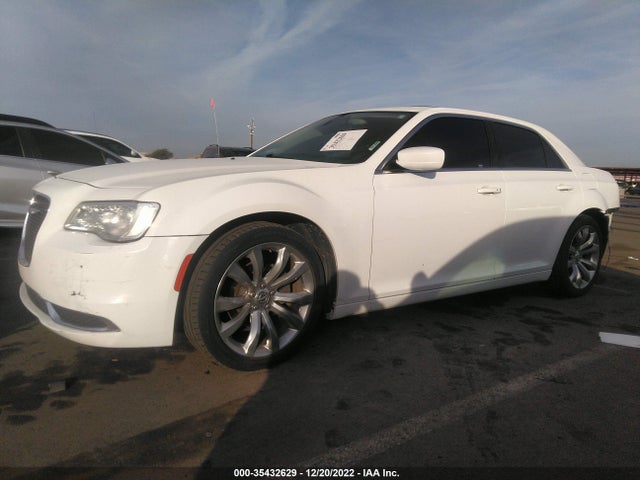 2C3CCAAG0JH338506 Chrysler 300 Touring L