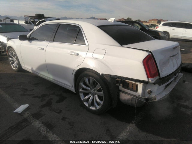 2C3CCAAG0JH338506 Chrysler 300 Touring L